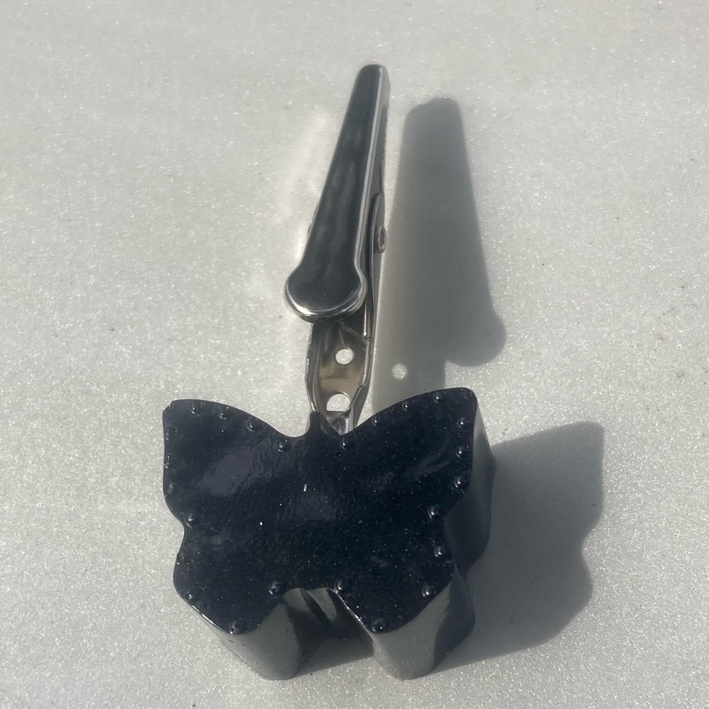 Black butterfly roach clip